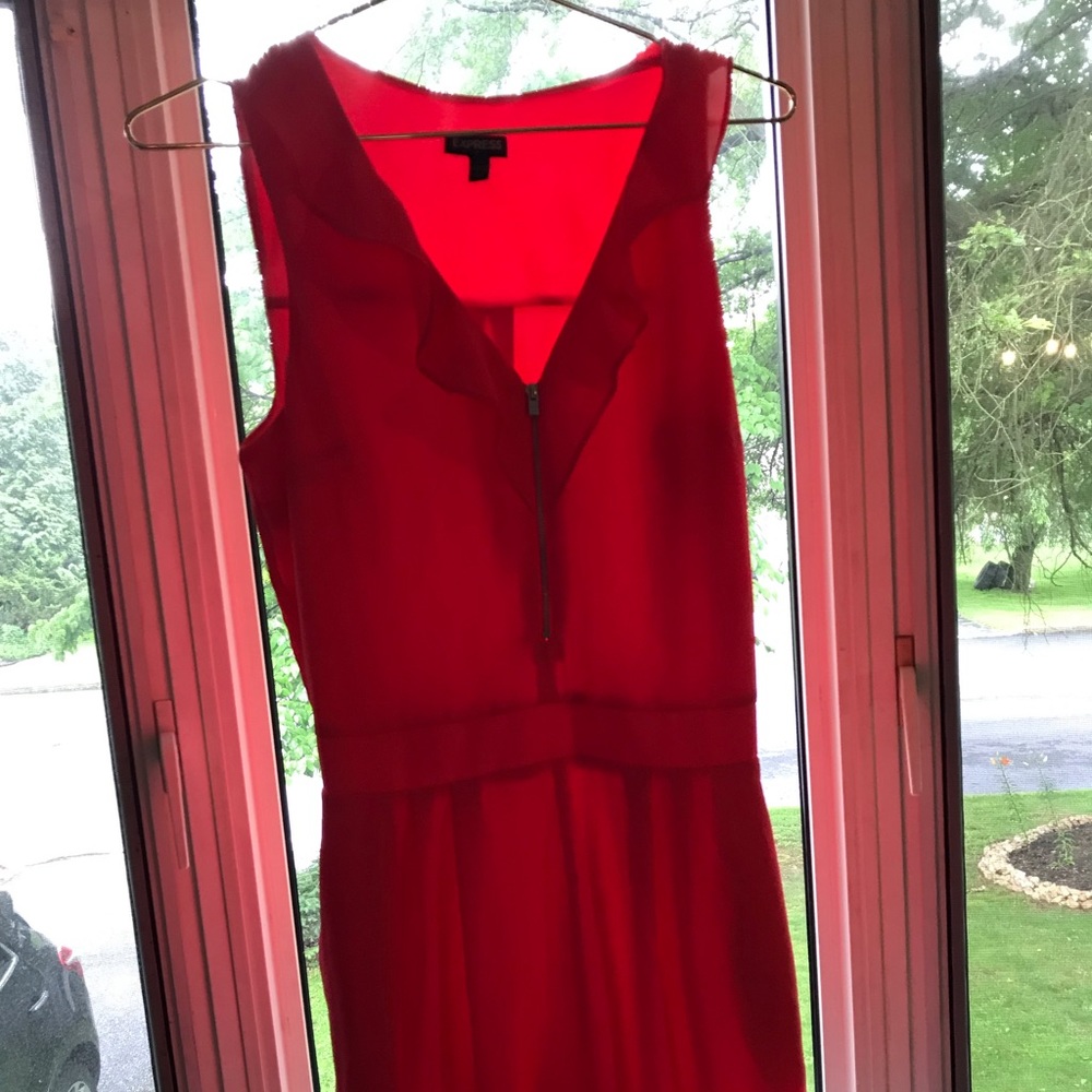 Express Romper in Coral Size 4